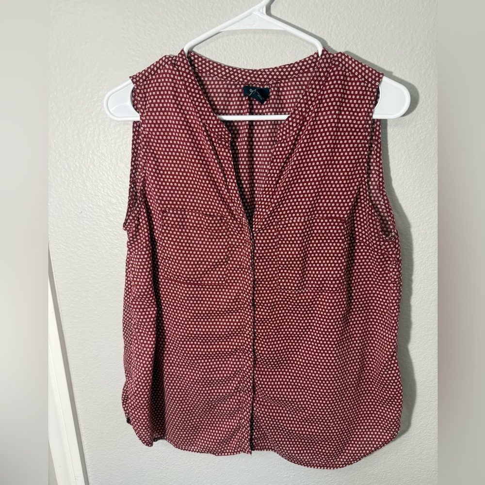 GAP Sleeveless Polka Dot‎ Blouse